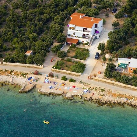 Apartments By The Sea Mandre, Pag - 6284 Kolan Exteriör bild