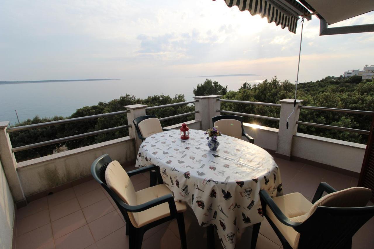 Apartments By The Sea Mandre, Pag - 6284 Kolan Exteriör bild